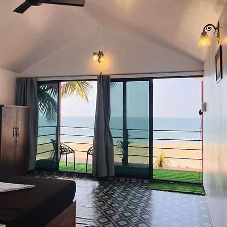 Casa Beach Hut Resort パロレム エクステリア 写真