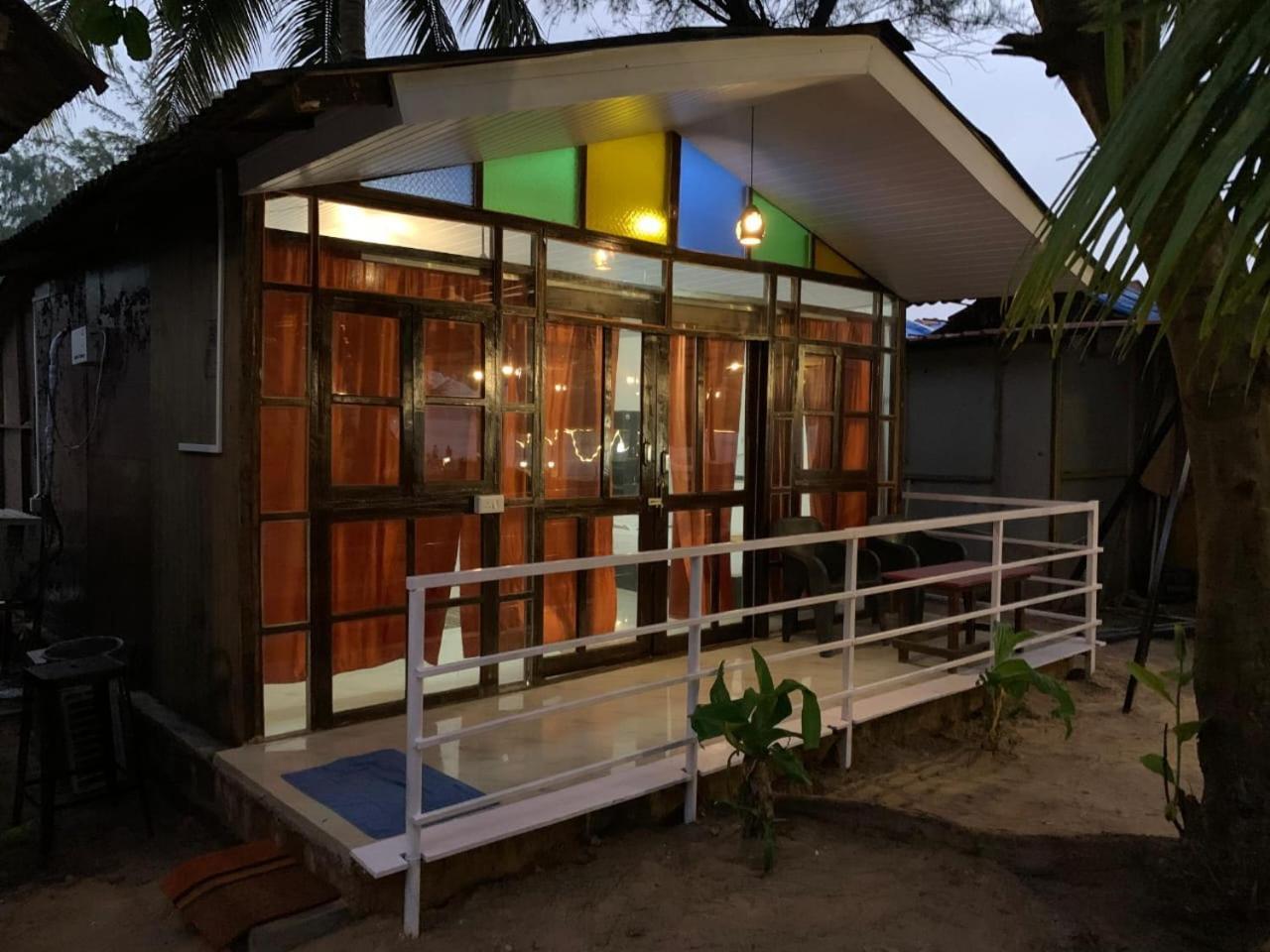 Casa Beach Hut Resort パロレム エクステリア 写真