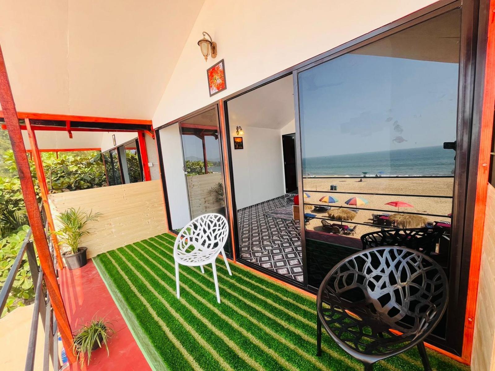 Casa Beach Hut Resort パロレム エクステリア 写真